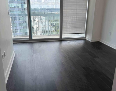 3324 Peachtree Road - Photo Thumbnail 4
