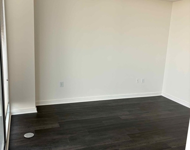 3324 Peachtree Road - Photo Thumbnail 14