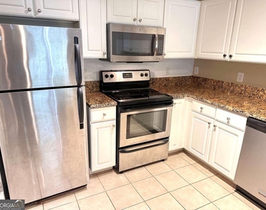 4105 Westchester Ridge Ne - Photo Thumbnail 6