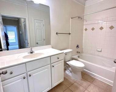 4105 Westchester Ridge Ne - Photo Thumbnail 10