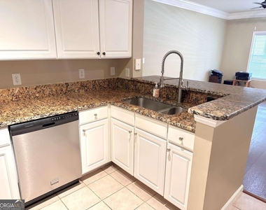 4105 Westchester Ridge Ne - Photo Thumbnail 7