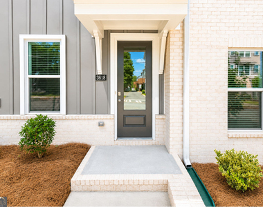 3618 Georgia Avenue - Photo Thumbnail 3