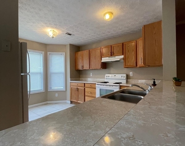 2962 Stonecrest Lane - Photo Thumbnail 6