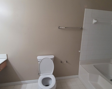 2962 Stonecrest Lane - Photo Thumbnail 28