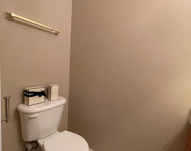 2962 Stonecrest Lane - Photo Thumbnail 11