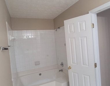 2962 Stonecrest Lane - Photo Thumbnail 29