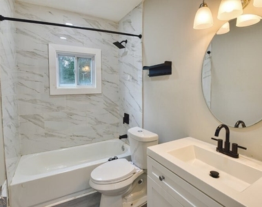 1888 Vesta Avenue - Photo Thumbnail 8