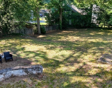 1888 Vesta Avenue - Photo Thumbnail 20