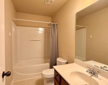 734 Grove Manor Park - Photo Thumbnail 27