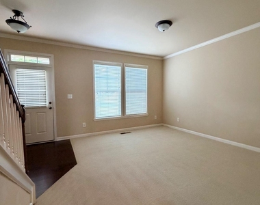 734 Grove Manor Park - Photo Thumbnail 16