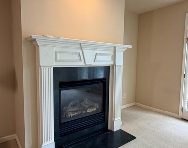734 Grove Manor Park - Photo Thumbnail 13