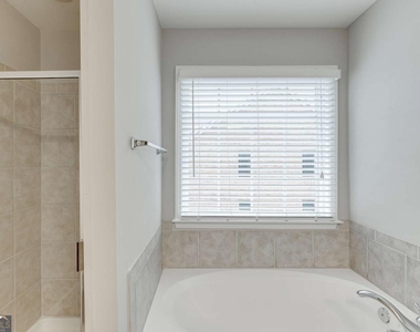 2801 Loftview Square - Photo Thumbnail 24