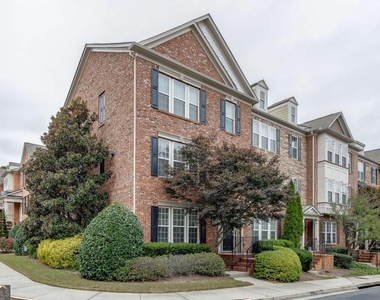 2801 Loftview Square - Photo Thumbnail 2