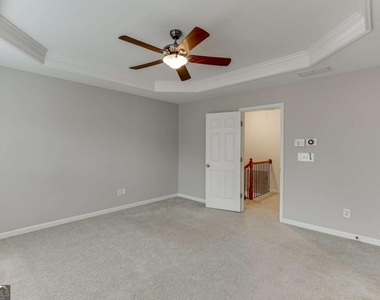 2801 Loftview Square - Photo Thumbnail 22