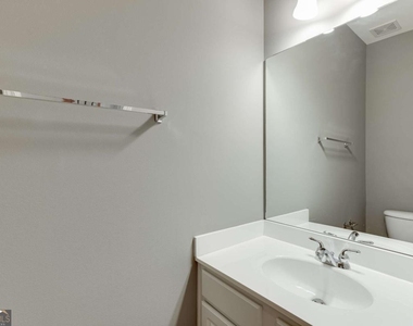 2801 Loftview Square - Photo Thumbnail 7