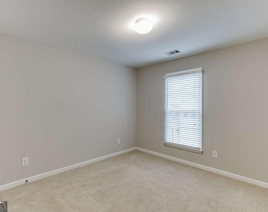 2801 Loftview Square - Photo Thumbnail 26