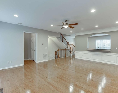 2801 Loftview Square - Photo Thumbnail 11