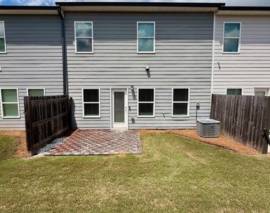 7091 Gladstone Circle - Photo Thumbnail 20