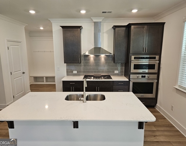 97 Andalusa Court - Photo Thumbnail 13
