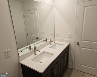 97 Andalusa Court - Photo Thumbnail 36