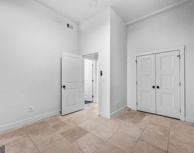 360 Ponce De Leon Avenue Ne - Photo Thumbnail 11