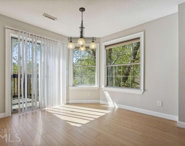 1007 Sandy Lane Drive - Photo Thumbnail 10