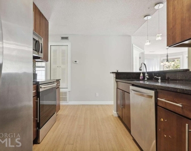 1007 Sandy Lane Drive - Photo Thumbnail 15