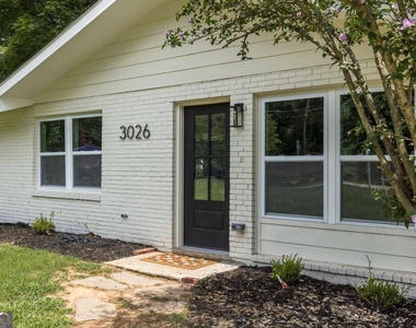 3026 Brook Drive - Photo Thumbnail 4