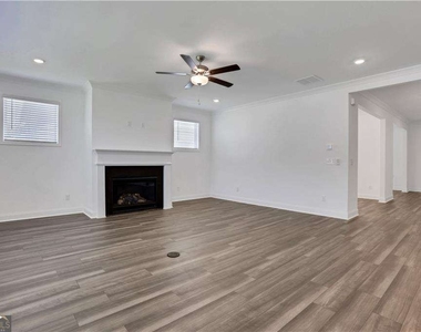 3198 Shirecrest Lane - Photo Thumbnail 11