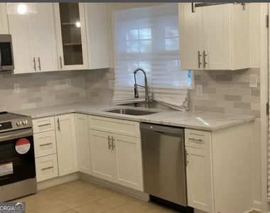 5479 Rock Springs Road - Photo Thumbnail 3
