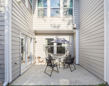 1616 Lansing Bluff Walk - Photo Thumbnail 38