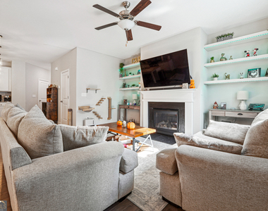 1616 Lansing Bluff Walk - Photo Thumbnail 14