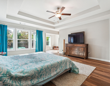 1616 Lansing Bluff Walk - Photo Thumbnail 25