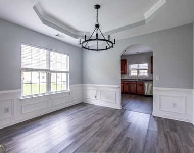 7702 Parkside Drive - Photo Thumbnail 11
