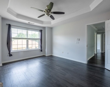 7702 Parkside Drive - Photo Thumbnail 27