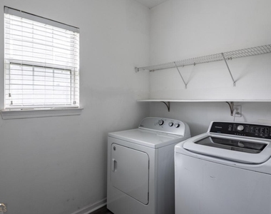 7702 Parkside Drive - Photo Thumbnail 17