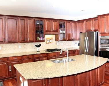 2217 Chaseford Lane - Photo Thumbnail 5