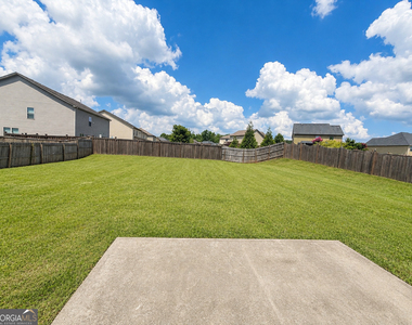 203 Madison Grace Avenue - Photo Thumbnail 6