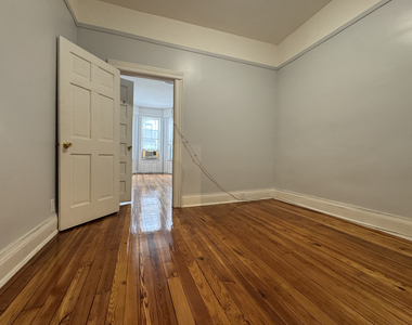 373 East 29th Street - Photo Thumbnail 6