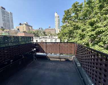 23 West 94th Street - Photo Thumbnail 6