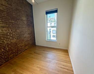 23 West 94th Street - Photo Thumbnail 5