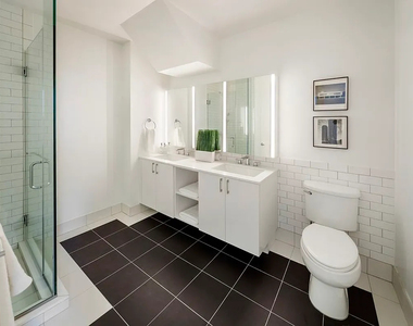 70 Pine Street - Photo Thumbnail 7