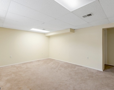 182 Wildflower Ln - Photo Thumbnail 23