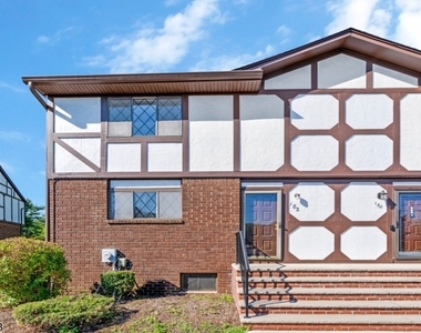 182 Wildflower Ln - Photo Thumbnail 1
