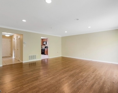 182 Wildflower Ln - Photo Thumbnail 6