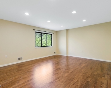 182 Wildflower Ln - Photo Thumbnail 21