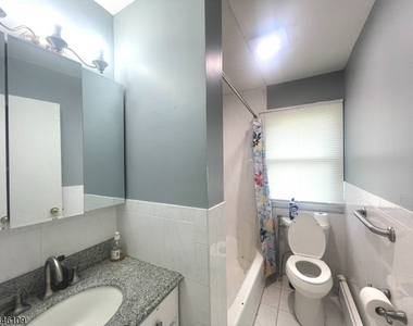 19 W Francis St - Photo Thumbnail 11