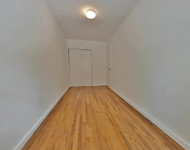 1640 York Avenue - Photo Thumbnail 2
