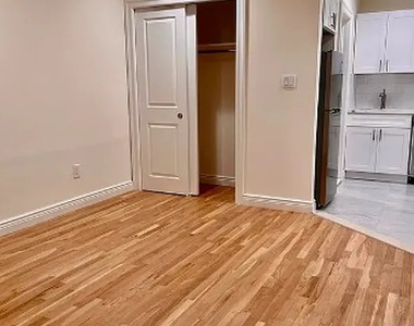 1640 York Avenue - Photo Thumbnail 6
