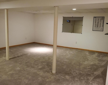 3404 Equestrian Way - Photo Thumbnail 10